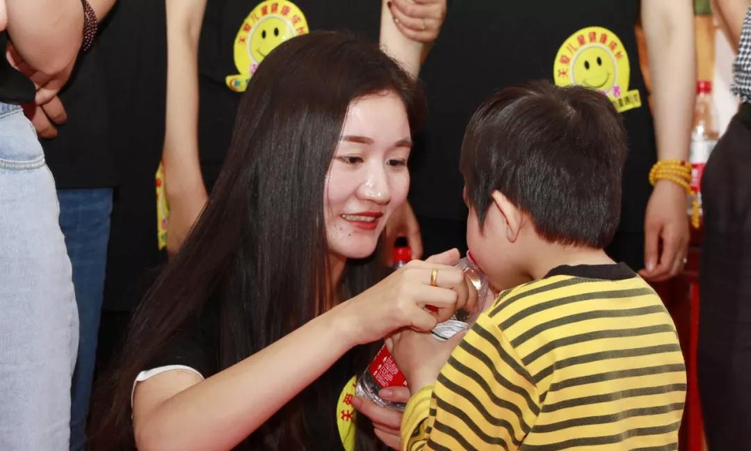 弘揚(yáng)傳統(tǒng)美德，關(guān)愛兒童成長(zhǎng)----首屆“魅力隨州，多彩程力”抖音大賽捐贈(zèng)公益活動(dòng)紀(jì)實(shí)